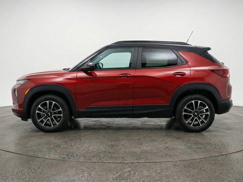 Used 2025 Chevrolet TrailBlazer LT FWD image 5