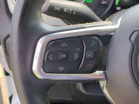 Used 2024 Jeep Wrangler Unlimited Sahara AWD/4WD image 18