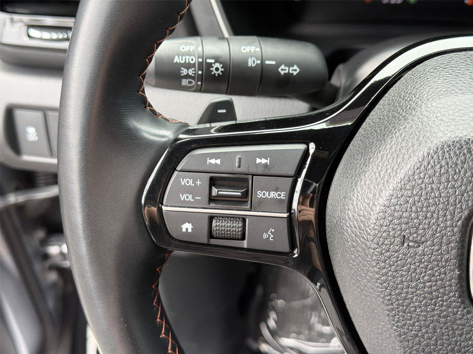 Used 2024 Honda Pilot Sport image 24