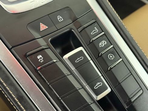 Certified 2022 Porsche 718 Boxster S image 31