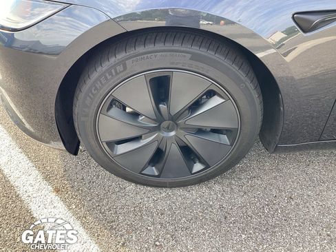 Used 2024 Tesla Model 3 Long Range AWD/4WD image 23
