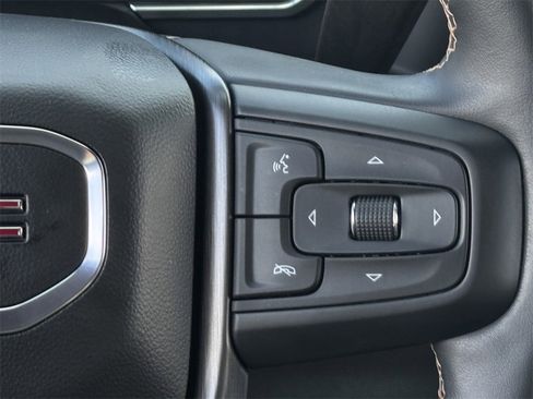 Used 2024 GMC Sierra 2500 AT4 w/ AT4 Premium Plus Package image 18