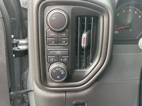 Used 2025 Chevrolet Silverado 1500 Custom Trail Boss w/ LPO, Dark Essentials Package AWD/4WD image 28