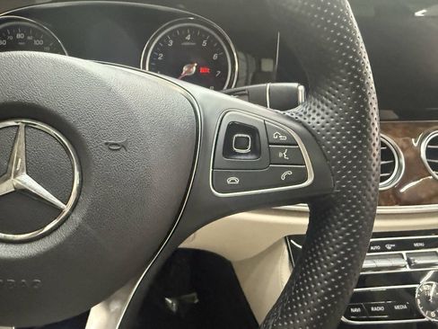 Used 2017 Mercedes-Benz E 300 4MATIC image 24