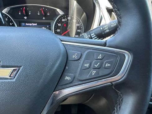 Used 2024 Chevrolet Equinox LT FWD image 25