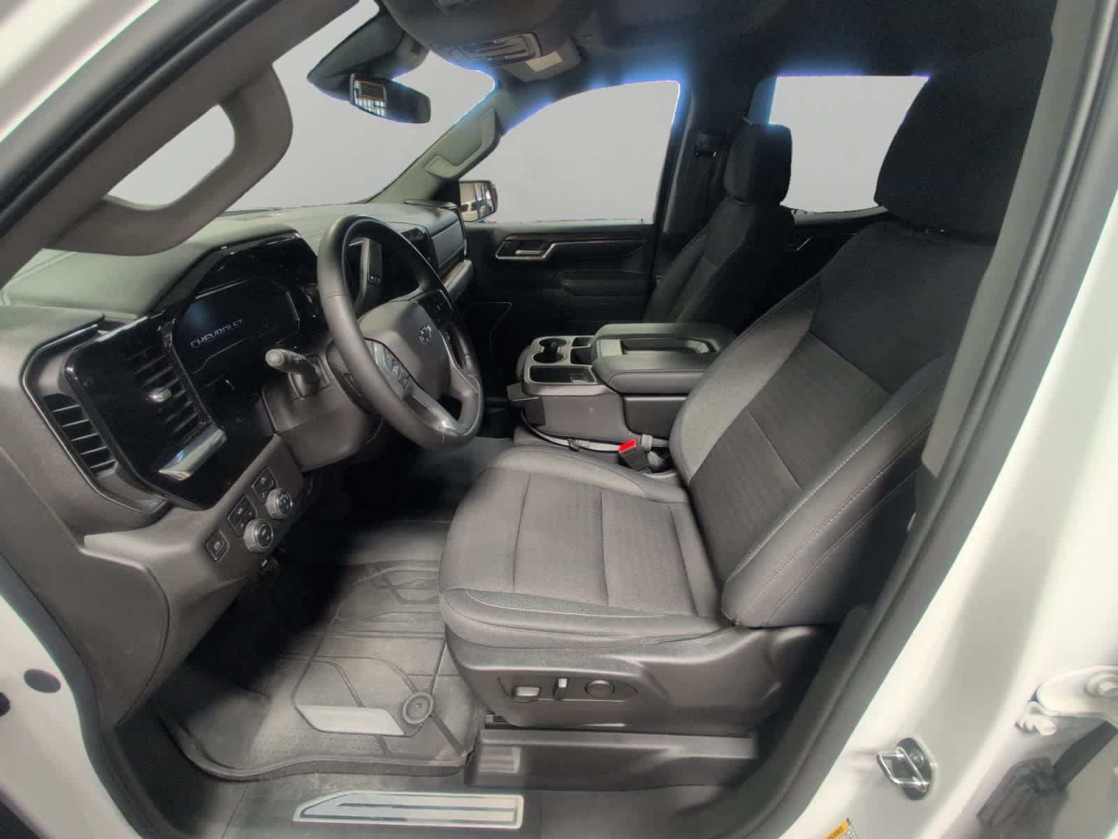 Used 2023 Chevrolet Silverado 1500 RST AWD/4WD image 9