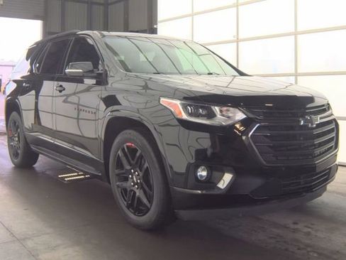 Used 2019 Chevrolet Traverse Premier w/ Redline Edition FWD image 1