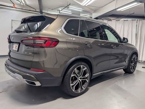 Used 2021 BMW X5 sDrive40i w/ Executive Package RWD image 3
