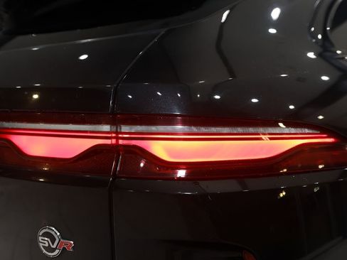 Used 2021 Jaguar F-PACE SVR image 44