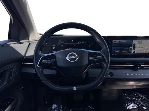 Used 2023 Nissan Ariya FWD image 12