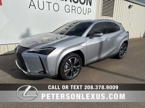 Used 2025 Lexus UX 300h AWD image 7