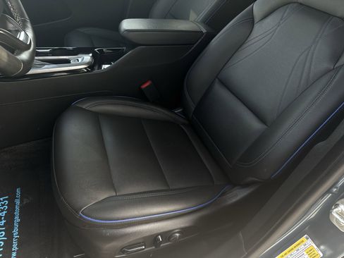 Certified 2024 Buick Envista Sport Touring w/ Convenience I Package image 19