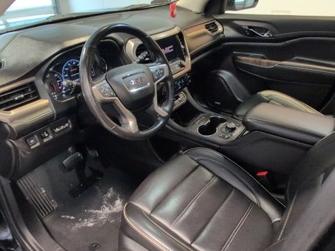 Used 2021 GMC Acadia Denali w/ GMC Pro Grade Package image 11