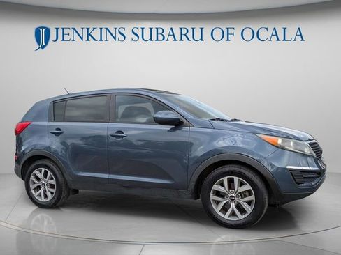 Used 2016 Kia Sportage LX image 2