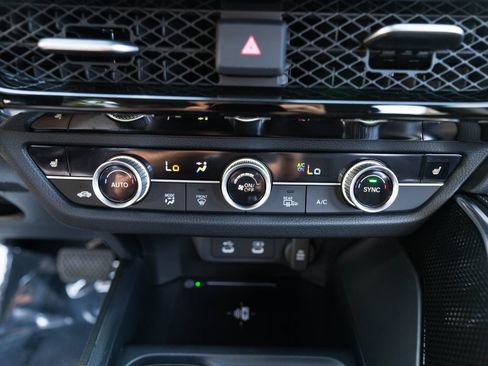 Certified 2025 Acura ADX AWD image 34