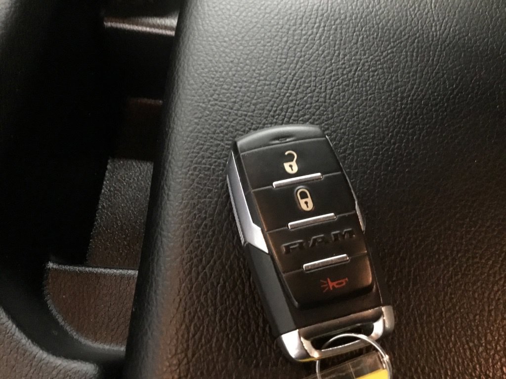 Used 2023 RAM 1500 Big Horn AWD/4WD image 9