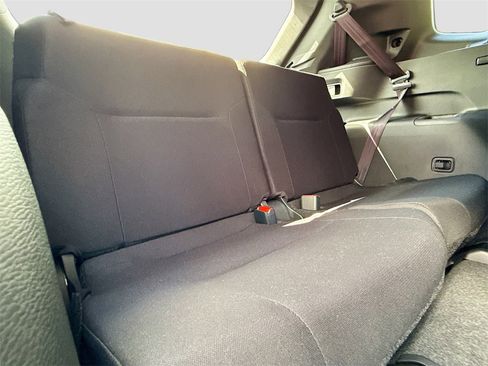 New 2025 Mitsubishi Outlander ES image 27