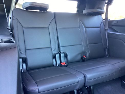 Used 2023 Chevrolet Tahoe High Country w/ Premium Package image 22