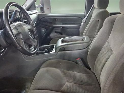 Used 2006 Chevrolet Silverado 2500 LT image 9