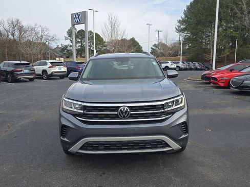 Used 2021 Volkswagen Atlas SE image 2
