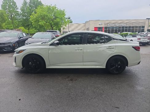 Used 2024 Nissan Sentra SR FWD image 5