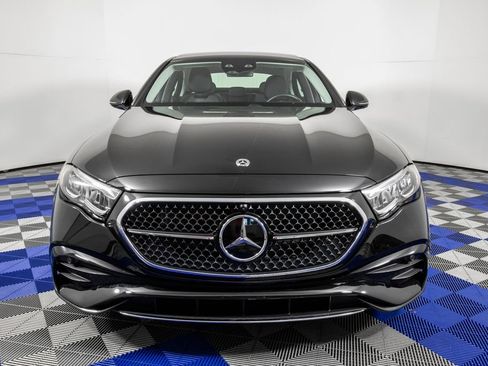 Used 2024 Mercedes-Benz E 450 4MATIC Sedan image 2