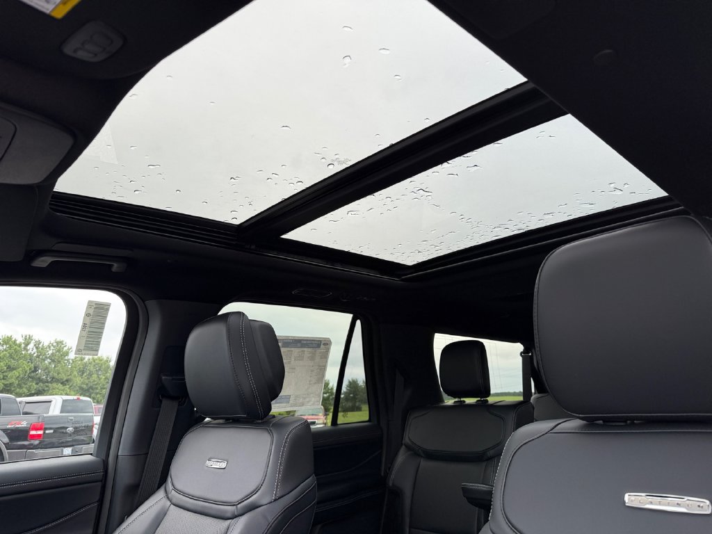 New 2027 Ford Expedition Max Platinum w/ Stealth Performance Package AWD/4WD image 18