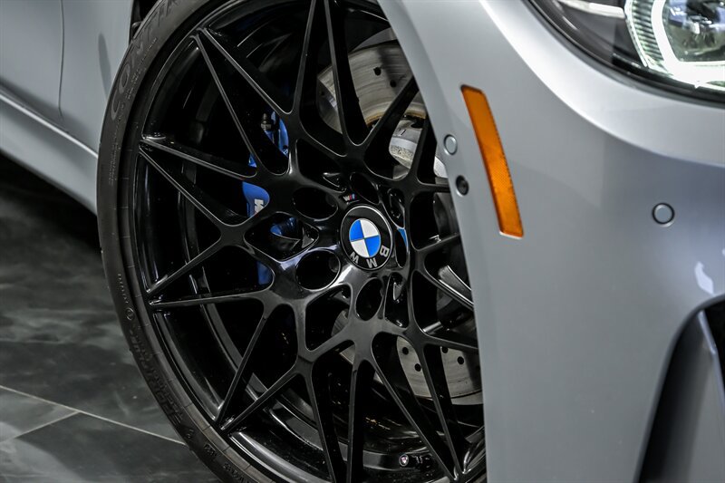 Used 2018 BMW M4 Coupe RWD image 4
