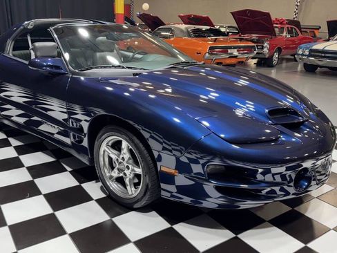 Used 1999 Pontiac Firebird Formula w/ Security Pkg image 8