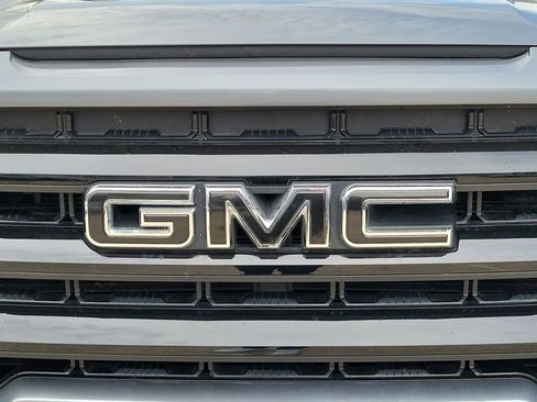 Used 2022 GMC Sierra 1500 Elevation w/ Preferred Package image 30