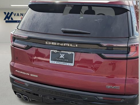 New 2026 GMC Acadia Denali Ultimate w/ LPO, Floor Liner Package AWD/4WD image 8