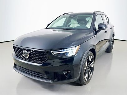 Used 2023 Volvo XC40 B5 Plus w/ Driver Assist Package