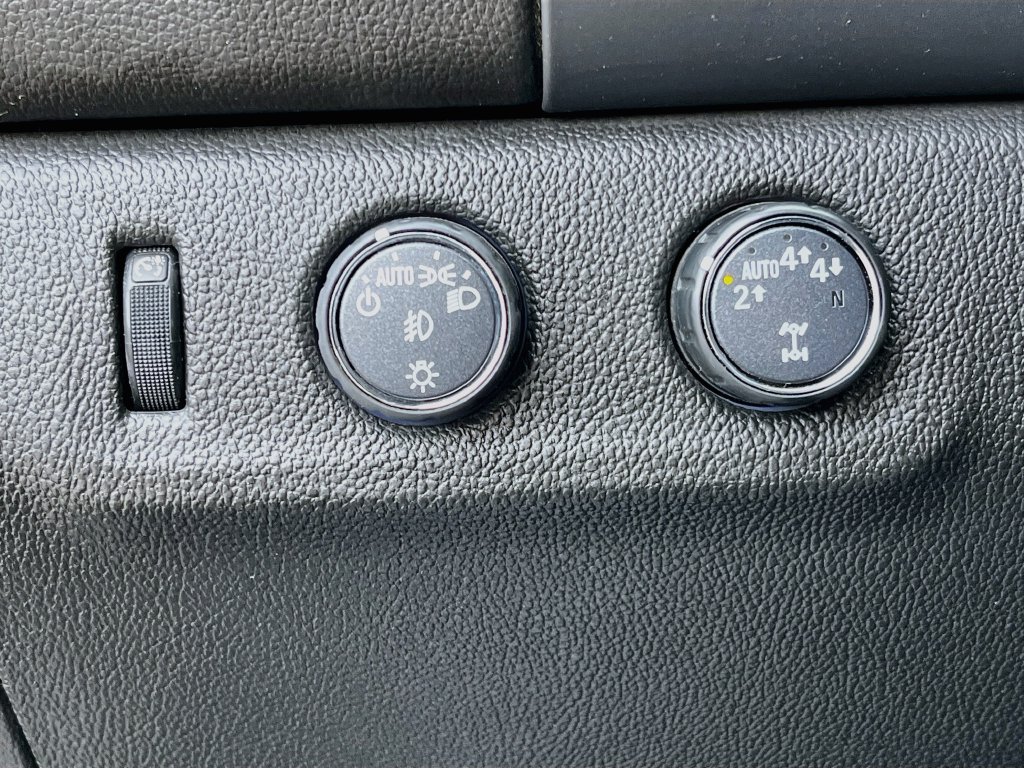 Used 2021 GMC Canyon AT4 w/ Driver Alert Package AWD/4WD image 10