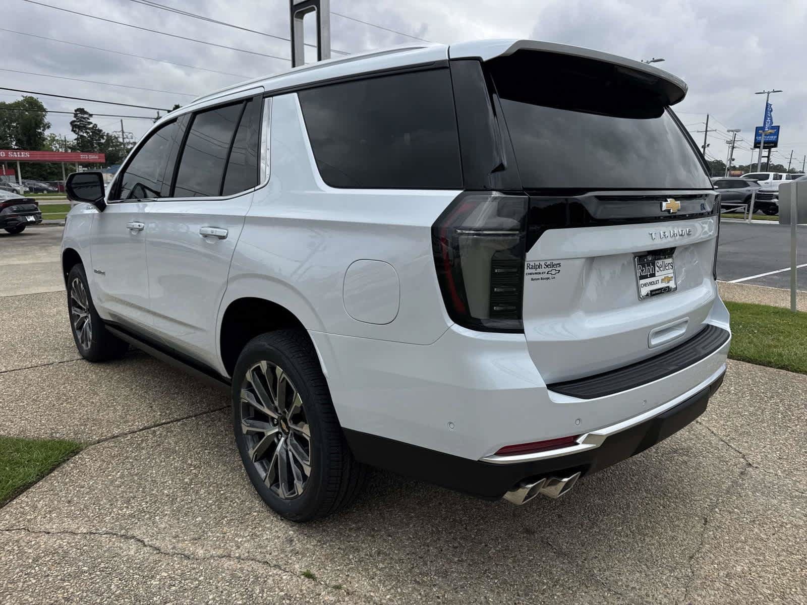 New 2026 Chevrolet Tahoe High Country AWD/4WD image 4
