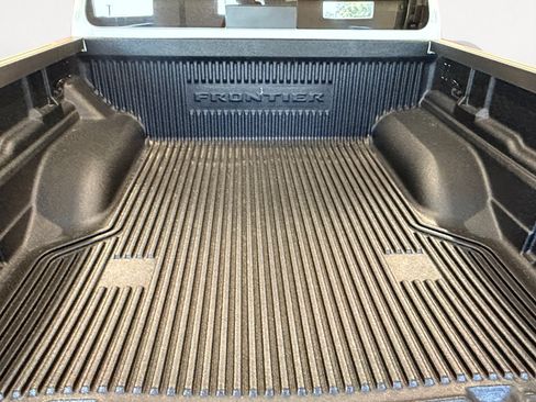 New 2026 Nissan Frontier SV w/ Tow Package AWD/4WD image 13