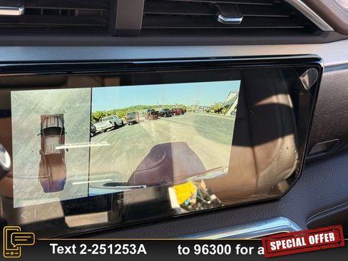 Used 2024 GMC Sierra 3500 Denali image 24