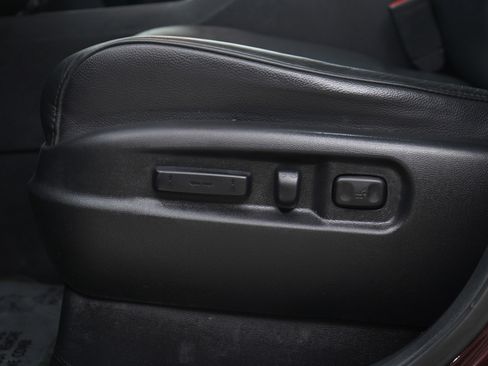 Used 2015 Honda Pilot Touring image 25