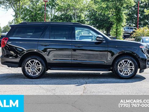 Used 2025 Ford Expedition Active AWD/4WD image 10