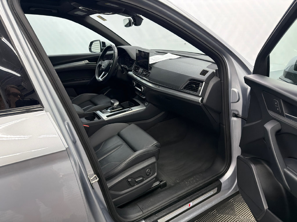 Used 2025 Audi Q5 2.0T Premium AWD/4WD image 15