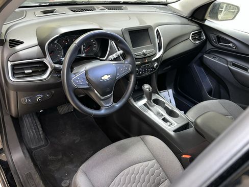 Used 2021 Chevrolet Equinox LT image 16