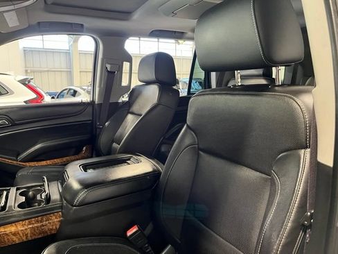 Used 2016 Chevrolet Tahoe LTZ AWD/4WD image 23