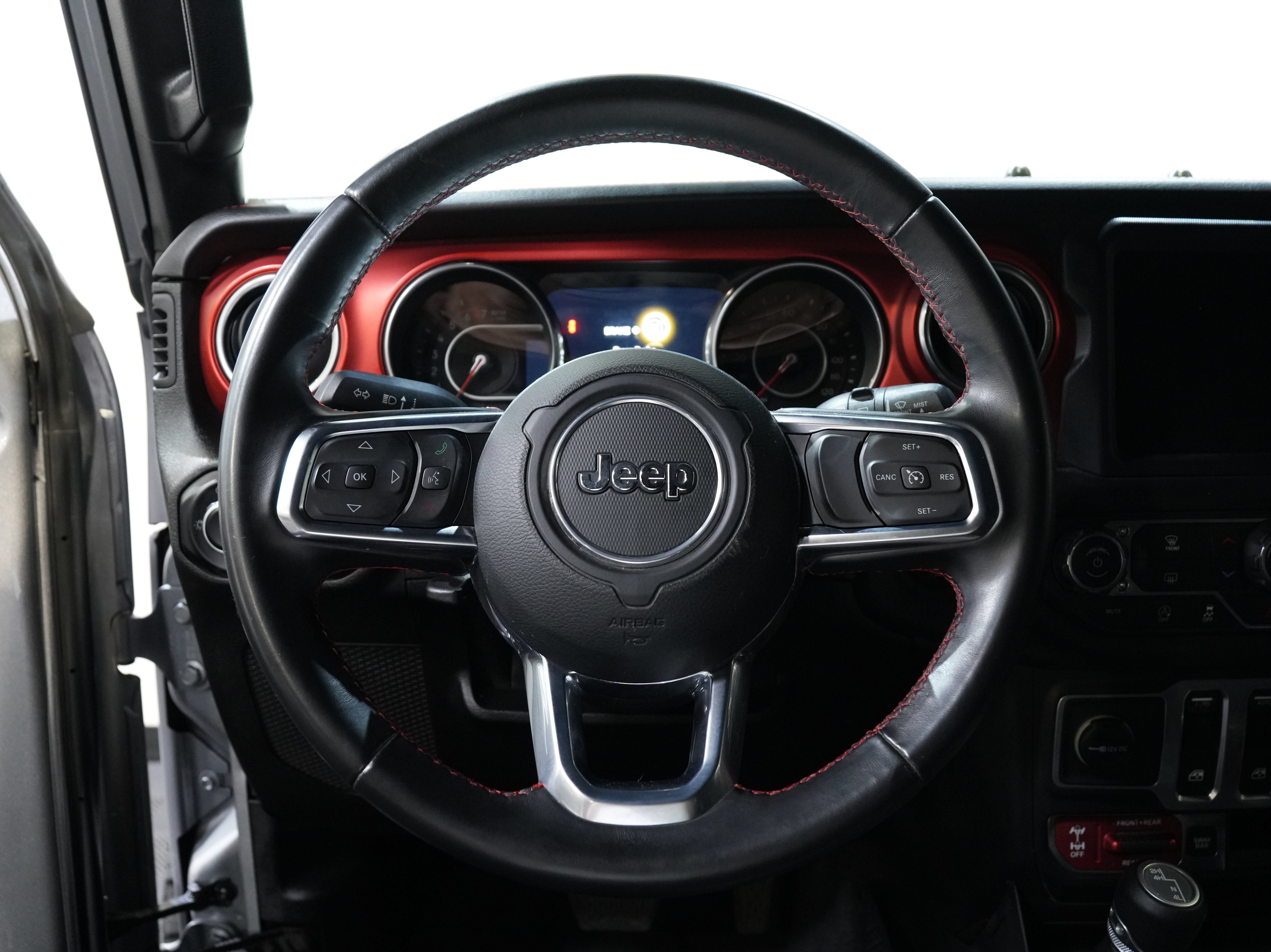 Used 2018 Jeep Wrangler Rubicon AWD/4WD image 36