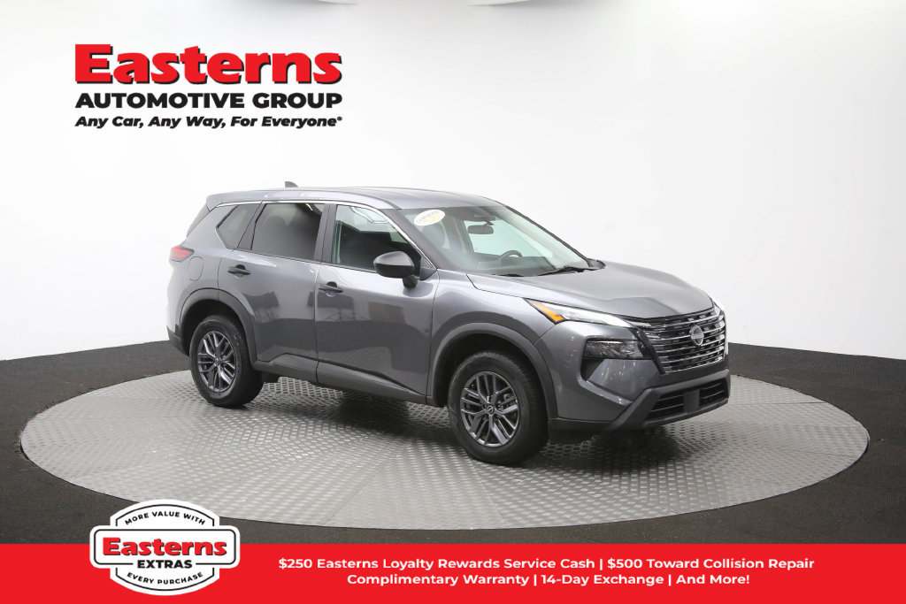 Used 2024 Nissan Rogue S AWD/4WD image 47