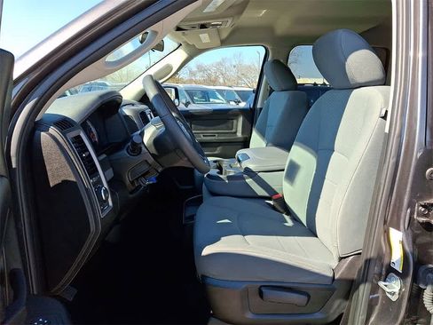 Used 2020 RAM 1500 Tradesman w/ Tradesman SXT Package image 13