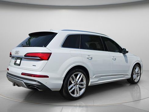 Used 2025 Audi Q7 2.0T Premium Plus AWD/4WD image 7