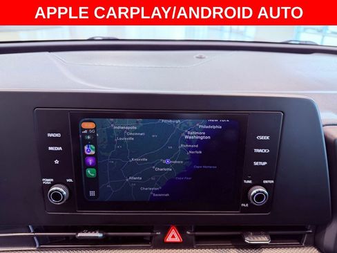 Used 2023 Kia Sportage LX image 7