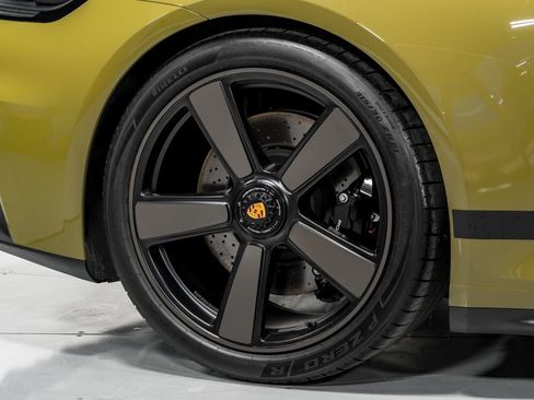 Used 2026 Porsche 911 Carrera GTS image 57