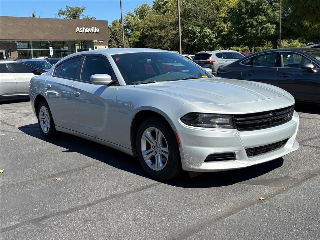 Used 2019 Dodge Charger SXT RWD image 1