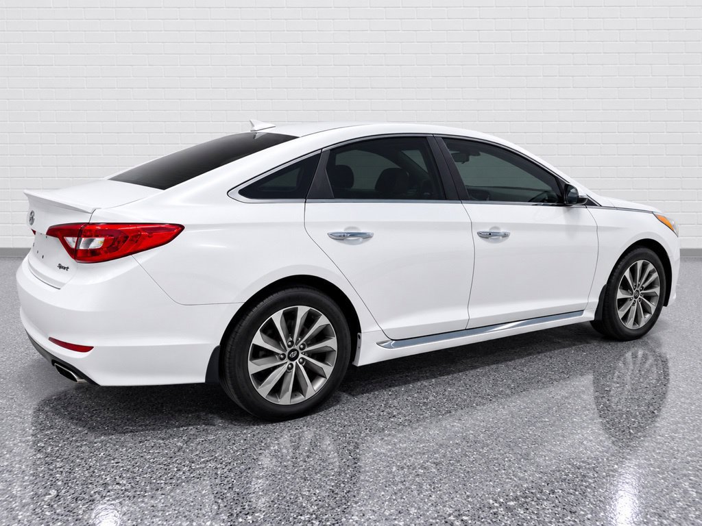 Used 2017 Hyundai Sonata Sport w/ Value Edition Package 02 FWD image 4
