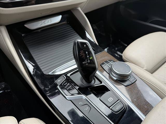 Used 2019 BMW X4 xDrive30i w/ Convenience Package AWD/4WD image 16